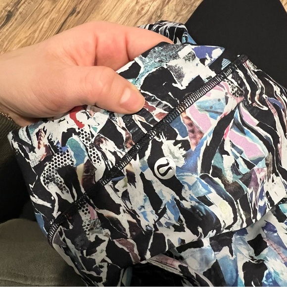 Lululemon Break Free Tight (25")
Culture Clash Starlight Black - Picture 8 of 8